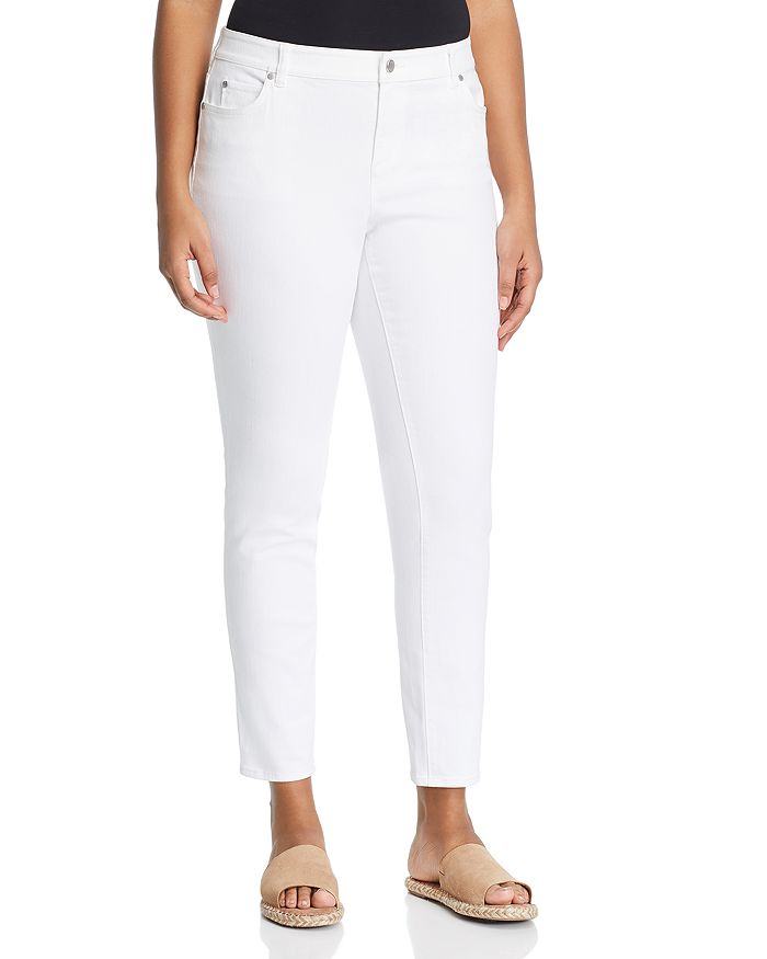VINCE CAMUTO PLUS STRAIGHT LEG JEANS IN ULTRA WHITE,9499304