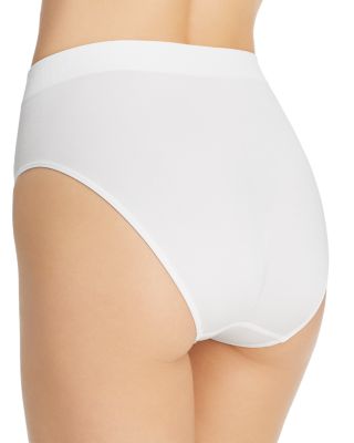 B.Smooth&reg; Seamless High-Cut Briefs 