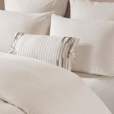 Hanae Bedding Collection