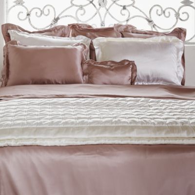 Windsor Bedding Collection