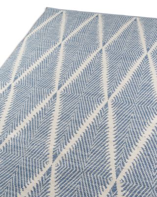 River RIV-1 Area Rug, 7'6" x 9'6"