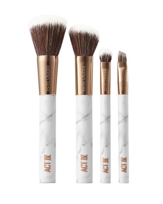 Bloomingdale’s Makeup Brush Set newest