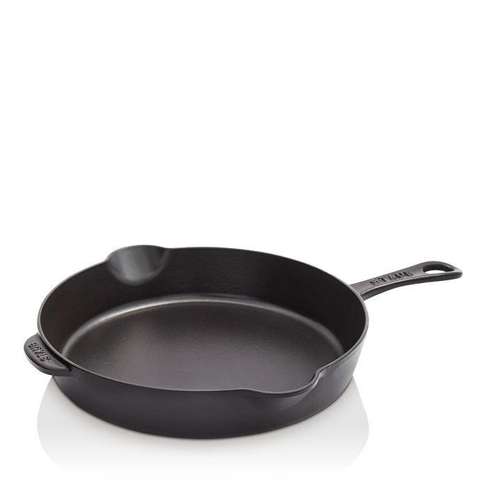 Staub Cast Iron 11'' Traditional Skillet In Black