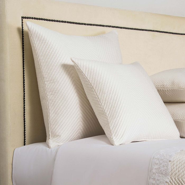 Frette Lux Herringbone Decorative Pillow, 20 X 20 In Milk