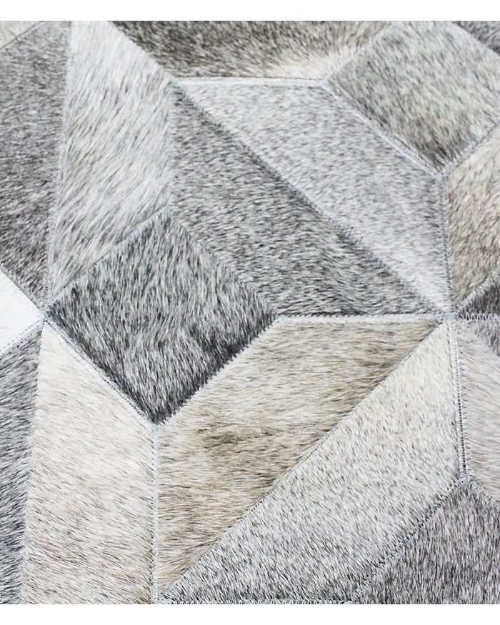 Bashian Santa Fe H-18 Runner Area Rug, 2'6 X 8' In White