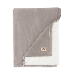Ugg Bliss Sherpa Throw In Oyster