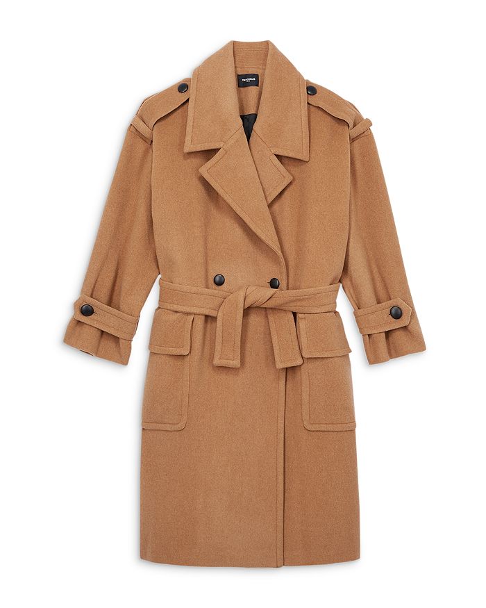 Batwing outlet sleeve coat
