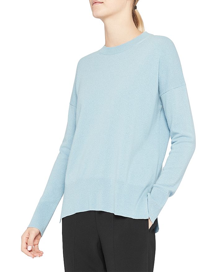 Theory Karenia Cashmere Crewneck Sweater In Eggshell Blue