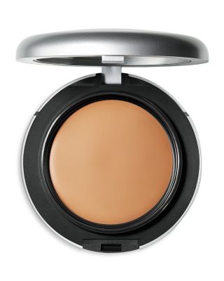 Studio Fix Tech Cream to Powder Foundation