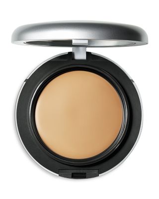 Studio Fix Tech Cream to Powder Foundation