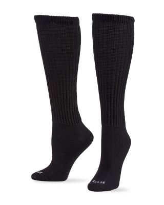 Hue The Slouch Socks In Black