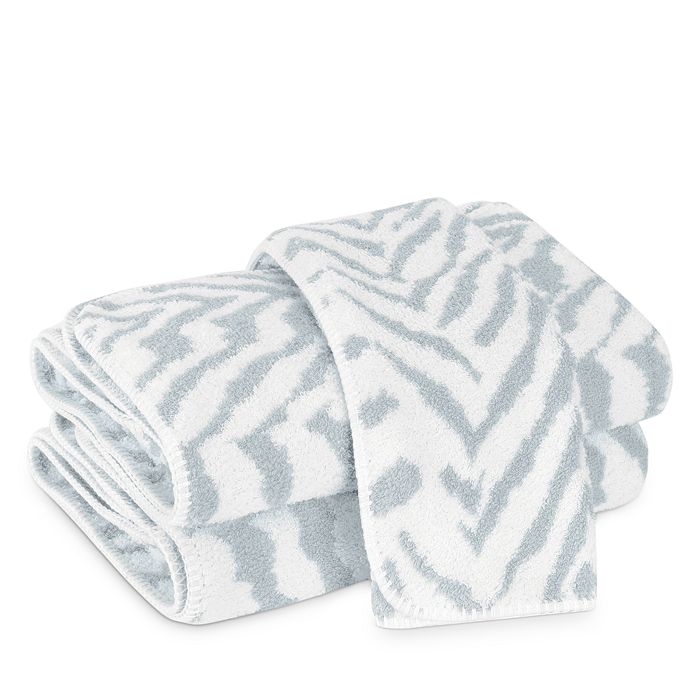 Bloomingdales towels matouk store