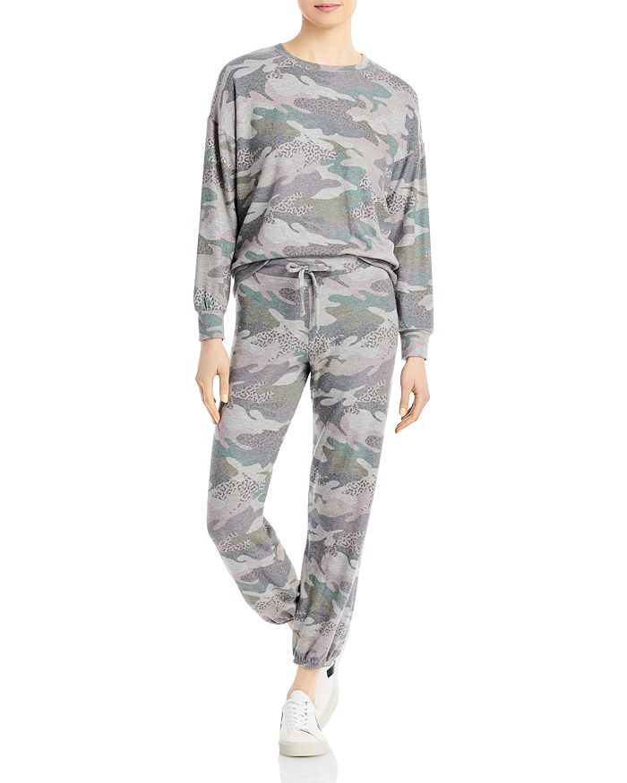 Sundry shop camo jogger