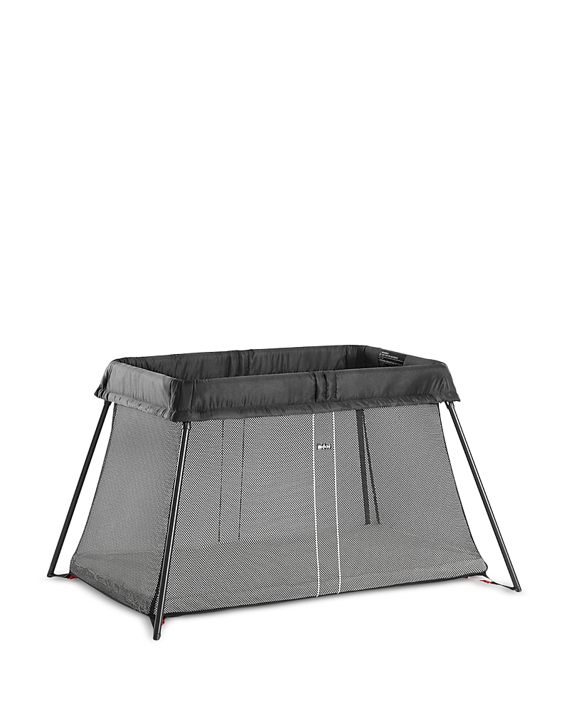 BabyBjorn Travel Crib Bundle with Fitted Sheet