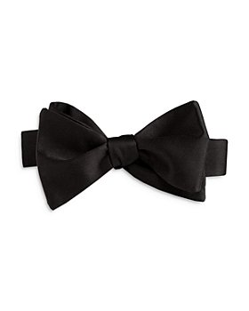 100% Silk Adjustable Plaid Self-Tie Bloomingdales Men's Store Bow Tie 