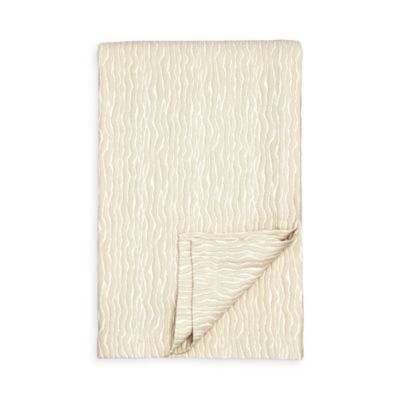 Ondate Bedding Collection