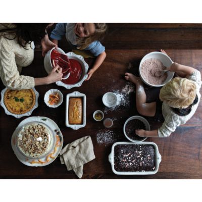 Berry & Thread 14" Cake Stand