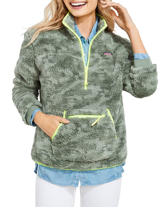 Vineyard vines top camo jacket
