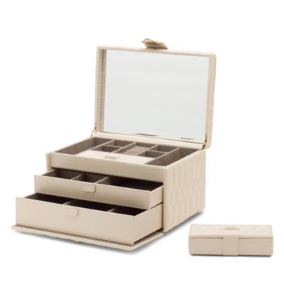 Caroline Medium Jewelry Case