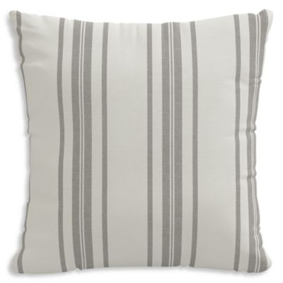 Sparrow & Wren - Down Pillow in Philip, 20" x 20"