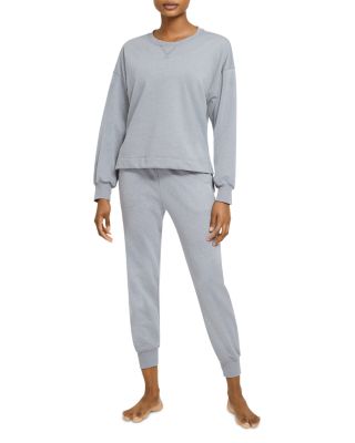 loungewear set nike