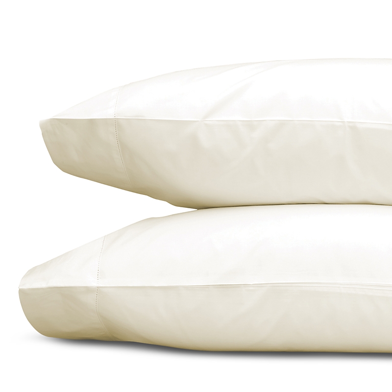 Matouk Positano Hemstitch Wrinkle Free Standard Pillowcase, Pair In Ivory