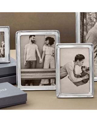 Signature Frame, 8" x 10"