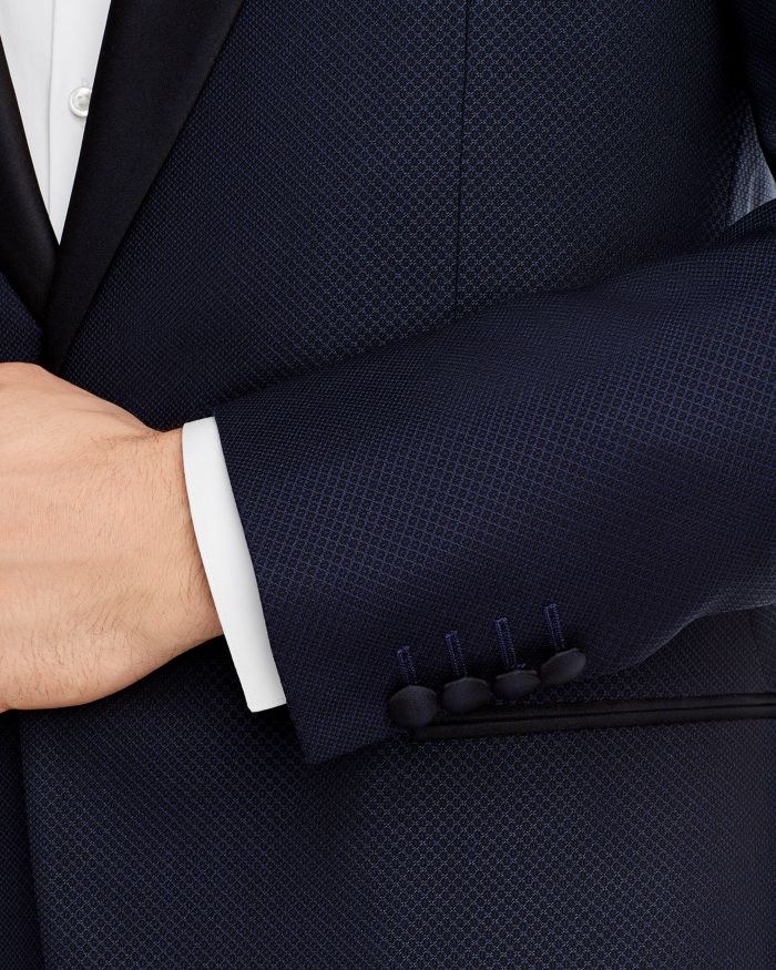 Textured Weave Classic Fit Dinner Jacket