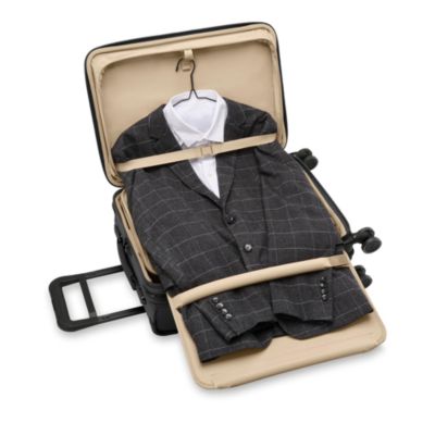 Baseline Essential Carry On Spinner Suitcase