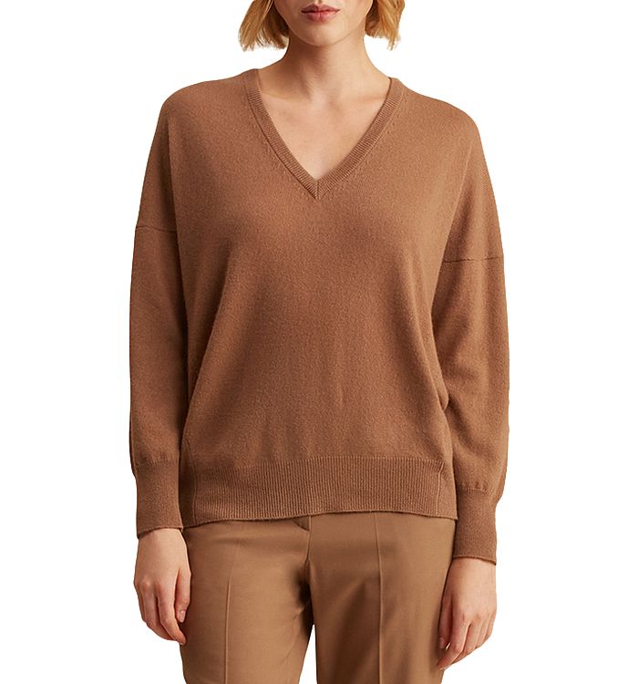 Lars Wardrobe Cashmere and Oak main image 1