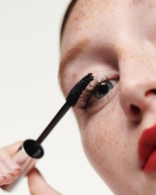 High Impact Zero Gravity Tubing Mascara