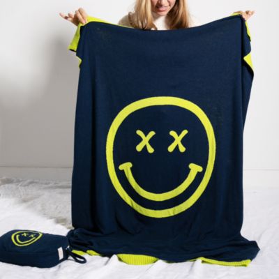 Pink Lemonade - Smiley Travel Throw Blanket