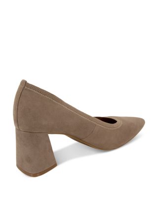 Women's Dionne Pointed Toe Slip On Pumps