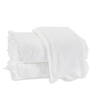 Matouk Cairo Scallop Guest Towel In White