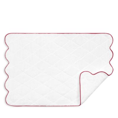 Cairo Scallop Quilted Mat