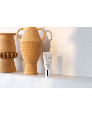 Diamond Luminous UV Defense Light Tinted Fluid Sunscreen SPF 40 1 oz.