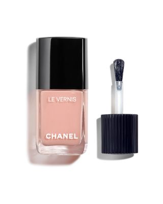 LE VERNIS