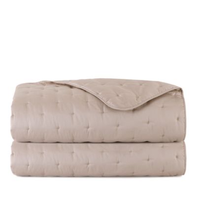 Triomphe Queen Coverlet