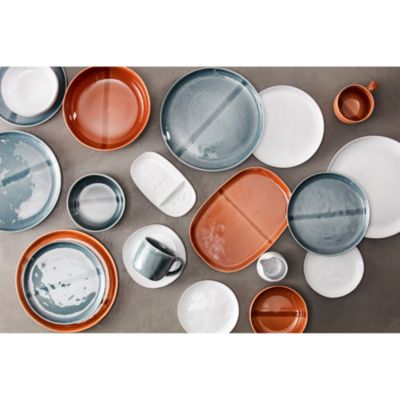 Nosee Svelte 16 Piece Dinnerware Set