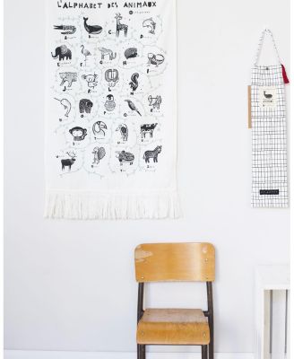 Animal Alphabet Printed Tapestry - French Edition - All Ages