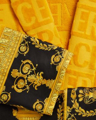 I Heart Baroque Bath Robe