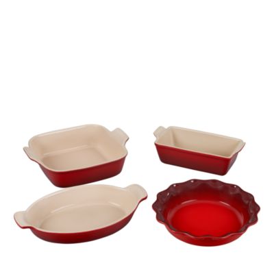 Le Creuset - 4 Pc Stoneware Baking Set