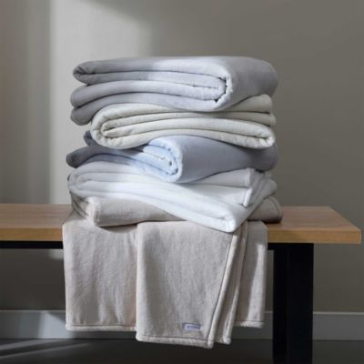 Core Plush Solid Bed Blanket, Queen