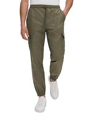 Shop Reiss Lavenham Relaxed Fit Tech Cargo Pants In Olive