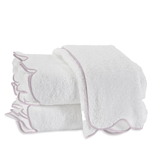 Matouk Cairo Scallop Guest Towel In Lilac