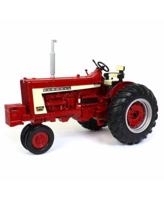Ertl Prestige Series 1/16 International Harvester Farmall Narrow Front Tractor - Ages 11+
