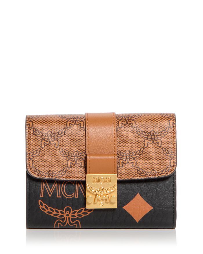 Bloomingdale's mcm wallet hotsell