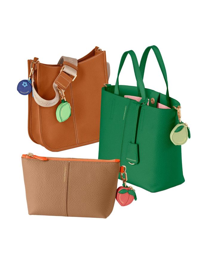 The SABREMOJI Fruit Charm