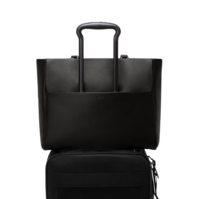 バッグ TUMI VOYAGEUR LEATHER Vail Medium tote Vail Medium Tote | Tumi US