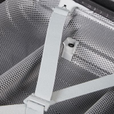 Proxis Carry On Spinner Suitcase